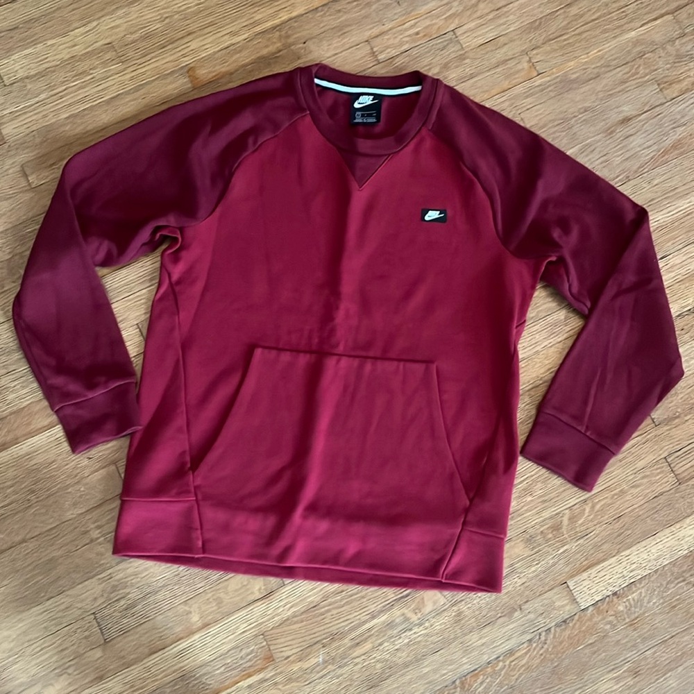 Nike Men's Maroon Crewneck Sweatshirt